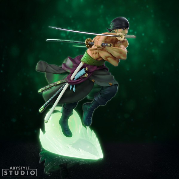 Abystyle: One Piece - Zoro (Glows in The Dark) Statue (24cm) (ABYFIG157)